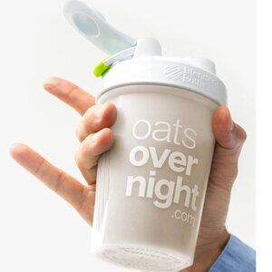 NEW Oats Overnight Blender Bottle - Customized for Overnight Oats